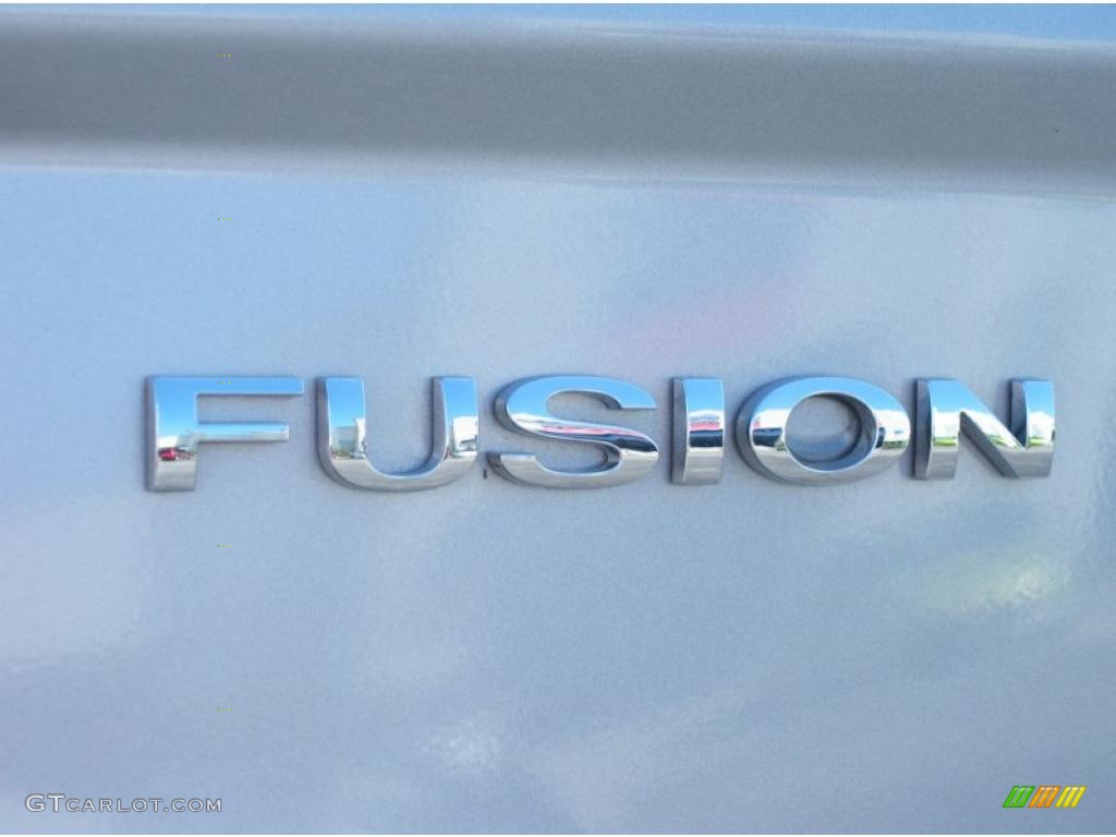 2010 Fusion SEL V6 - Brilliant Silver Metallic / Medium Light Stone photo #9