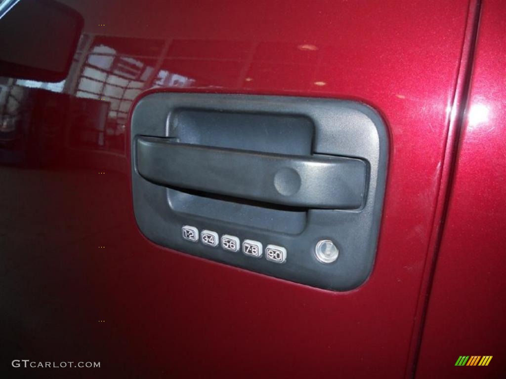 2005 F150 Lariat SuperCrew 4x4 - Dark Toreador Red Metallic / Tan photo #24