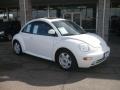 White 2000 Volkswagen New Beetle GLX 1.8T Coupe