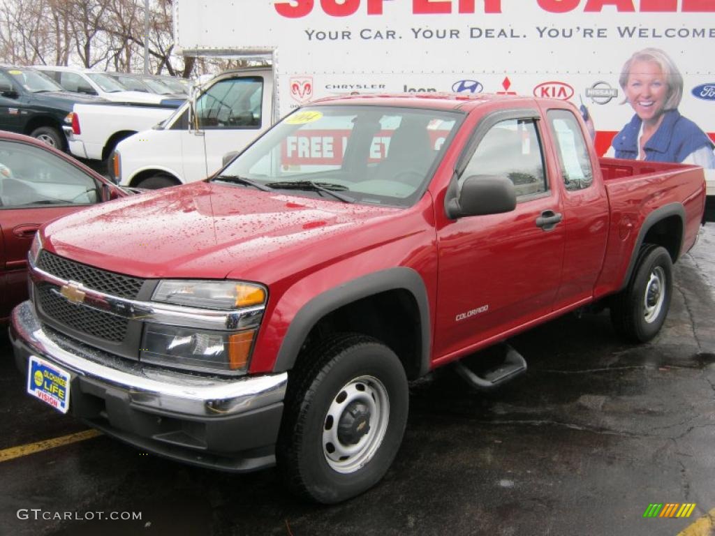 2004 Colorado Extended Cab 4x4 - Dark Cherry Red Metallic / Medium Dark Pewter photo #1