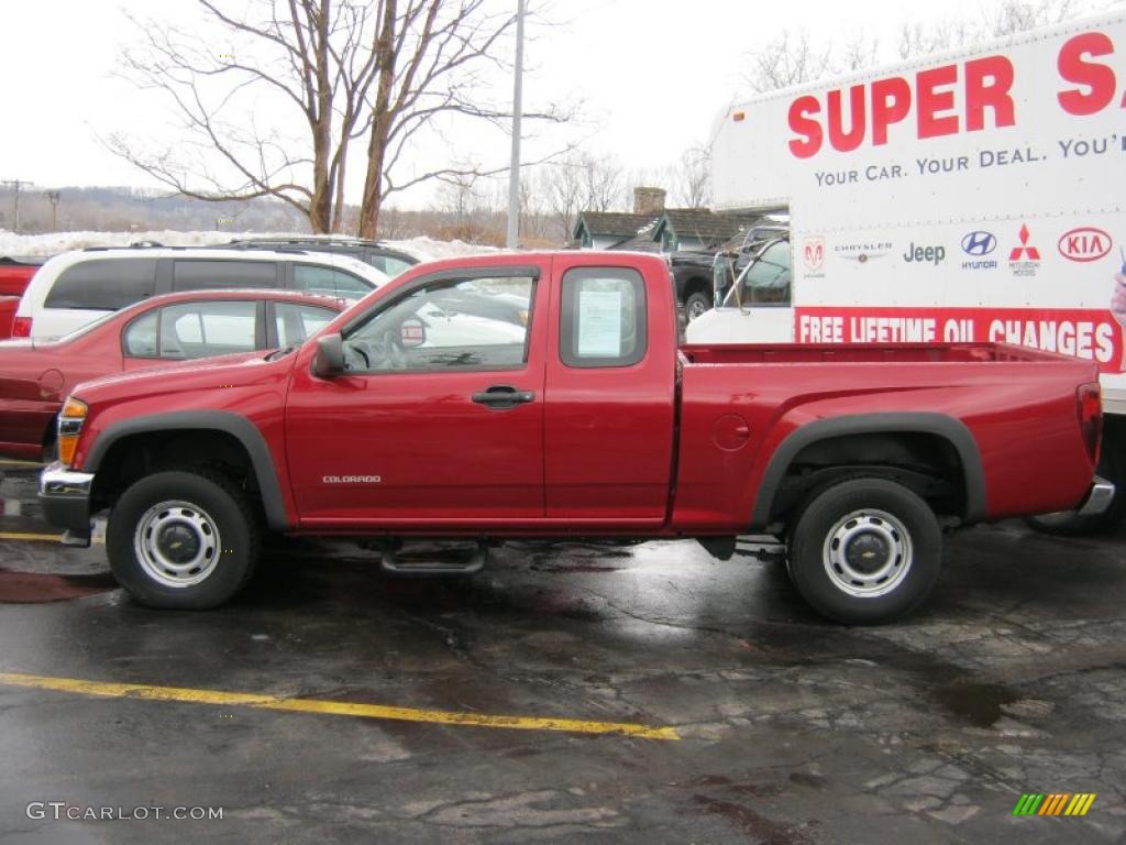 2004 Colorado Extended Cab 4x4 - Dark Cherry Red Metallic / Medium Dark Pewter photo #11