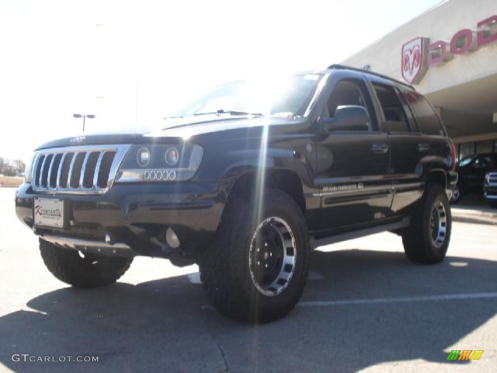 2004 Grand Cherokee Overland 4x4 - Brillant Black Crystal Pearl / Dark Slate Gray photo #7