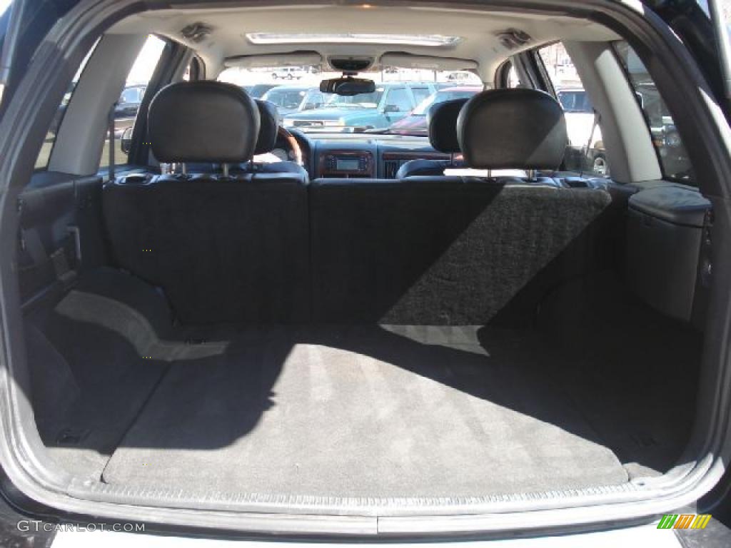 2004 Grand Cherokee Overland 4x4 - Brillant Black Crystal Pearl / Dark Slate Gray photo #13