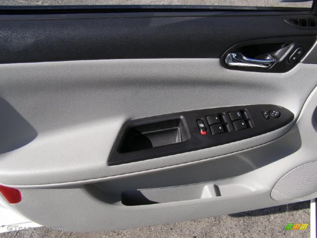 2007 Impala SS - White / Gray photo #10