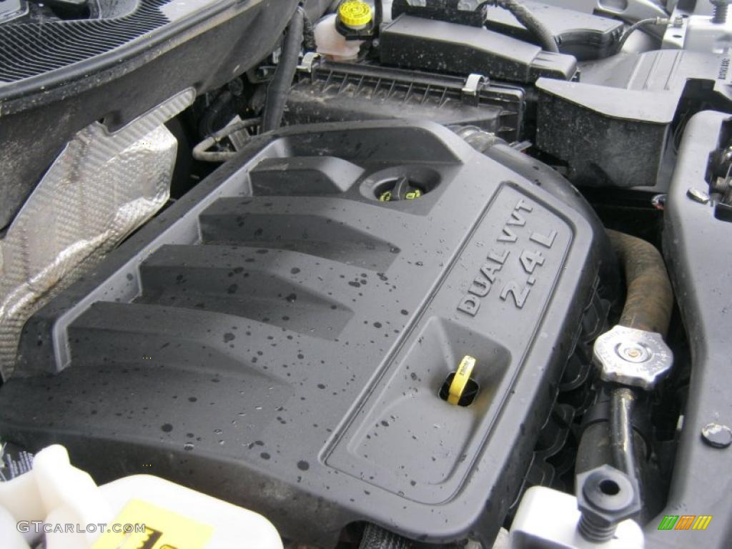 2010 Jeep Patriot Limited 4x4 2.4 Liter DOHC 16-Valve VVT 4 Cylinder Engine Photo #46116308