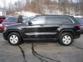 2011 Brilliant Black Crystal Pearl Jeep Grand Cherokee Laredo 4x4  photo #12