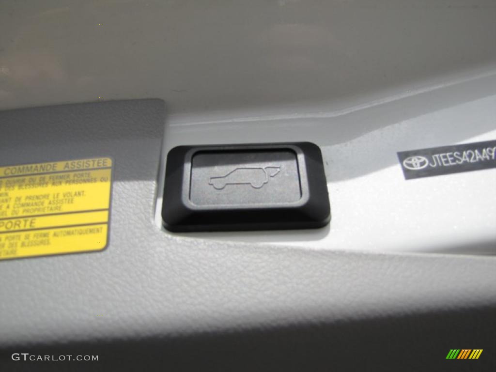 2009 Highlander Limited 4WD - Blizzard White Pearl / Sand Beige photo #13