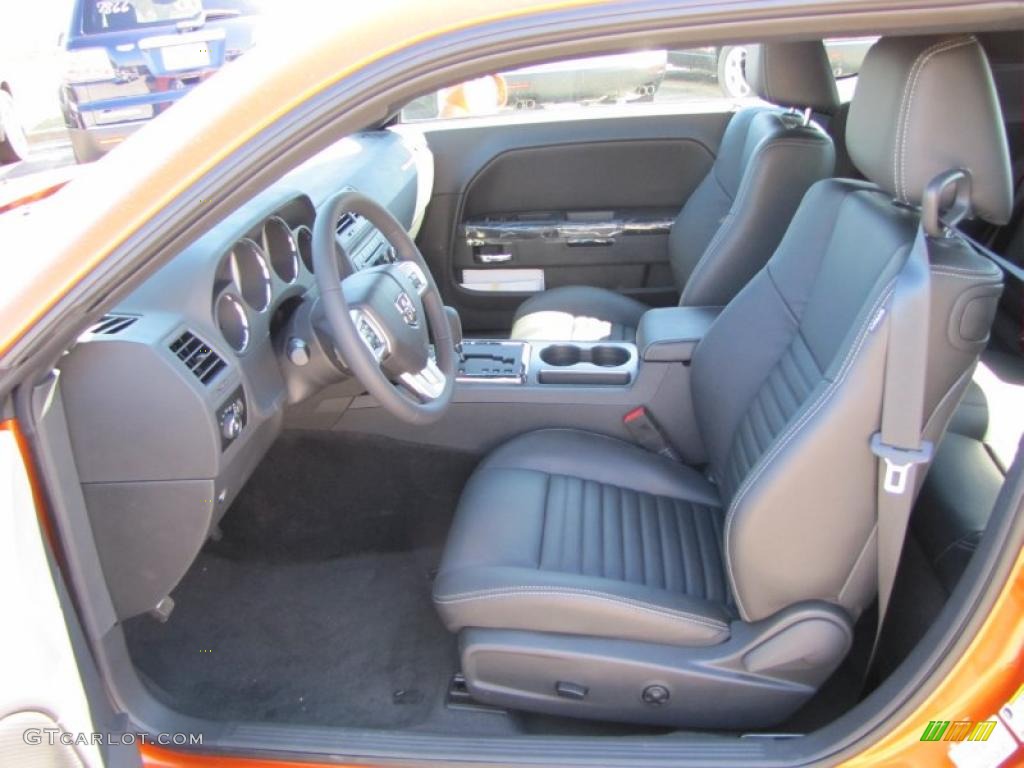 2011 Challenger R/T Classic - Toxic Orange Pearl / Dark Slate Gray photo #11