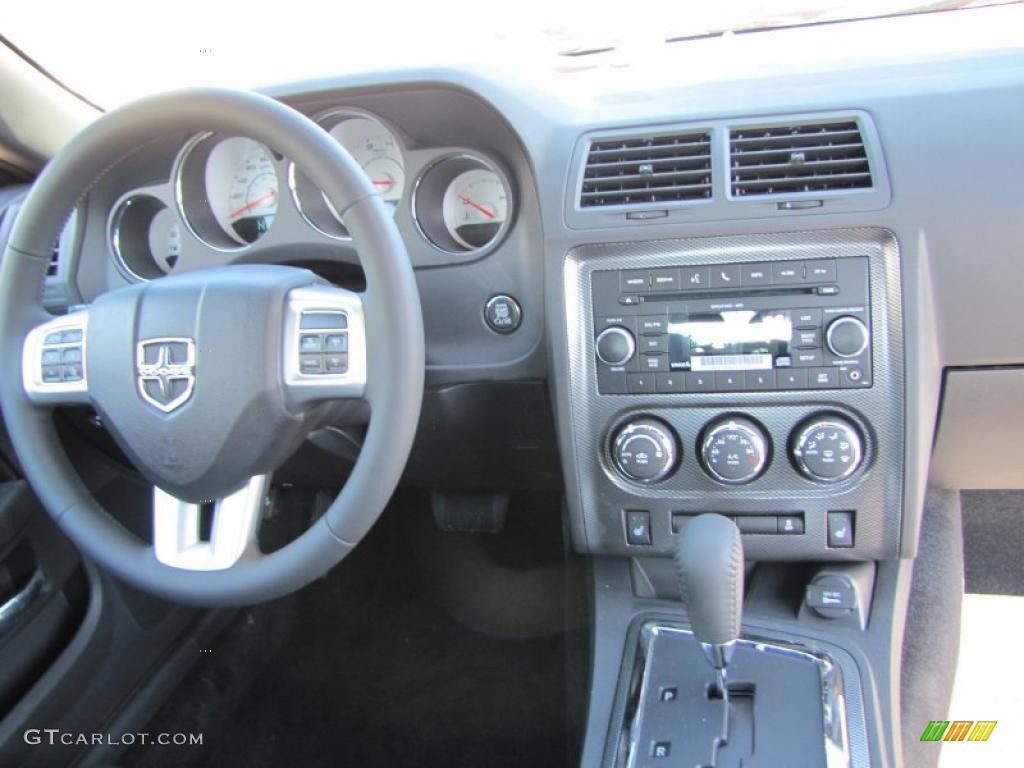 2011 Dodge Challenger R/T Classic Dark Slate Gray Dashboard Photo #46121373
