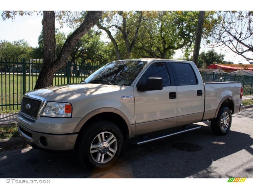 2006 F150 Lariat SuperCrew 4x4 - Smokestone Metallic / Tan photo #2