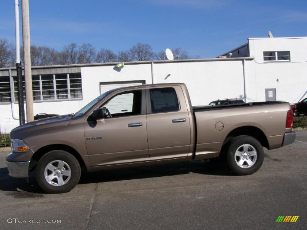 2010 Ram 1500 SLT Quad Cab 4x4 - Austin Tan Pearl / Dark Slate/Medium Graystone photo #4