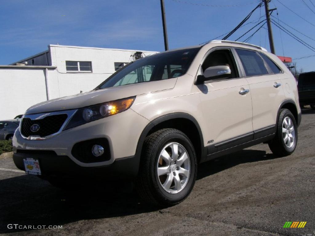 2011 Sorento LX AWD - White Sand Beige / Beige photo #1