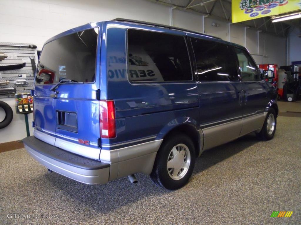2001 Safari SLE AWD - Cadet Blue Metallic / Pewter photo #6
