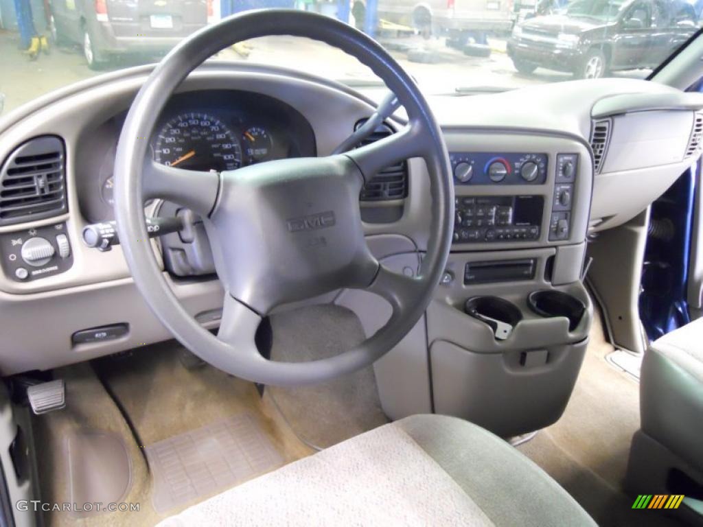 2001 Safari SLE AWD - Cadet Blue Metallic / Pewter photo #11