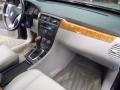  2007 XL7 Luxury AWD Grey Interior