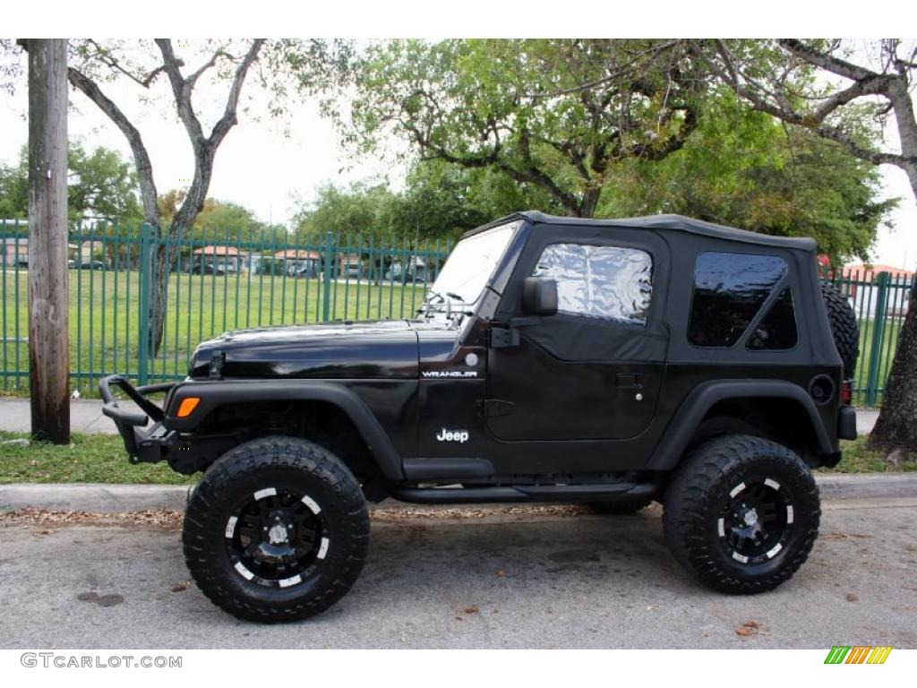 2004 Wrangler X 4x4 - Black / Khaki photo #3