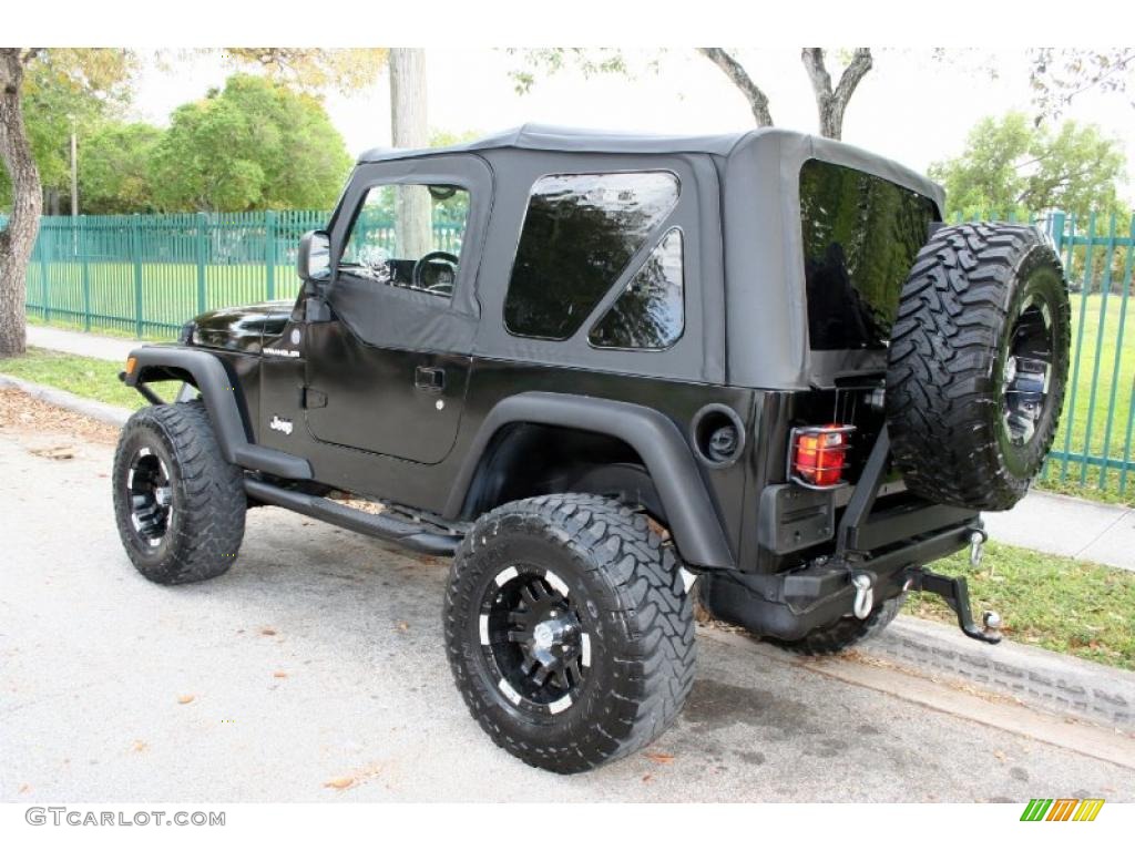 2004 Wrangler X 4x4 - Black / Khaki photo #6