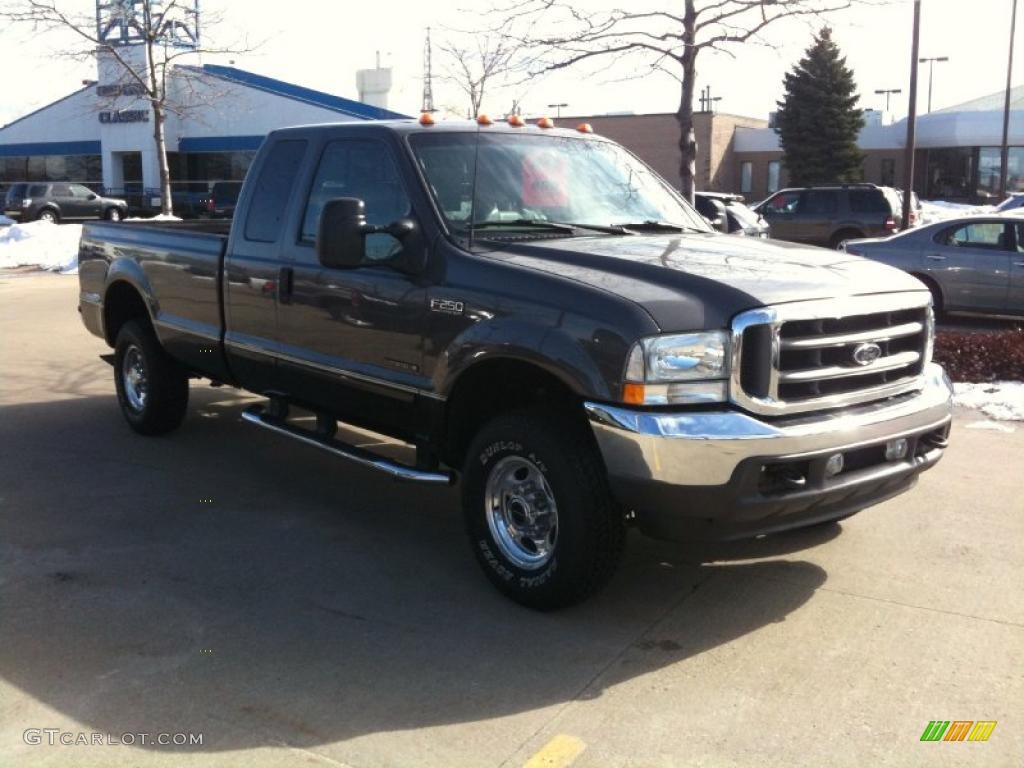 2002 F250 Super Duty Lariat SuperCab 4x4 - Dark Shadow Grey Metallic / Medium Flint photo #1