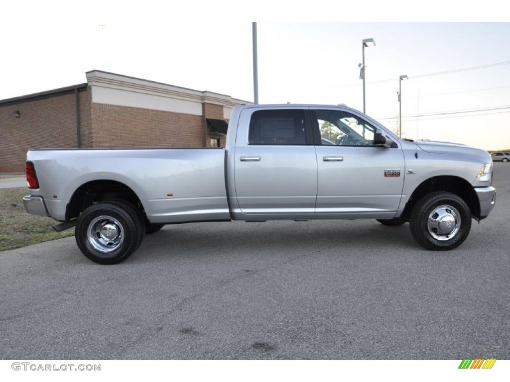 Bright Silver Metallic 2011 Dodge Ram 3500 HD Big Horn Crew Cab 4x4 Dually Exterior Photo #46127241
