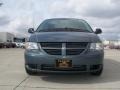 Magnesium Green Pearl - Caravan SXT Photo No. 2