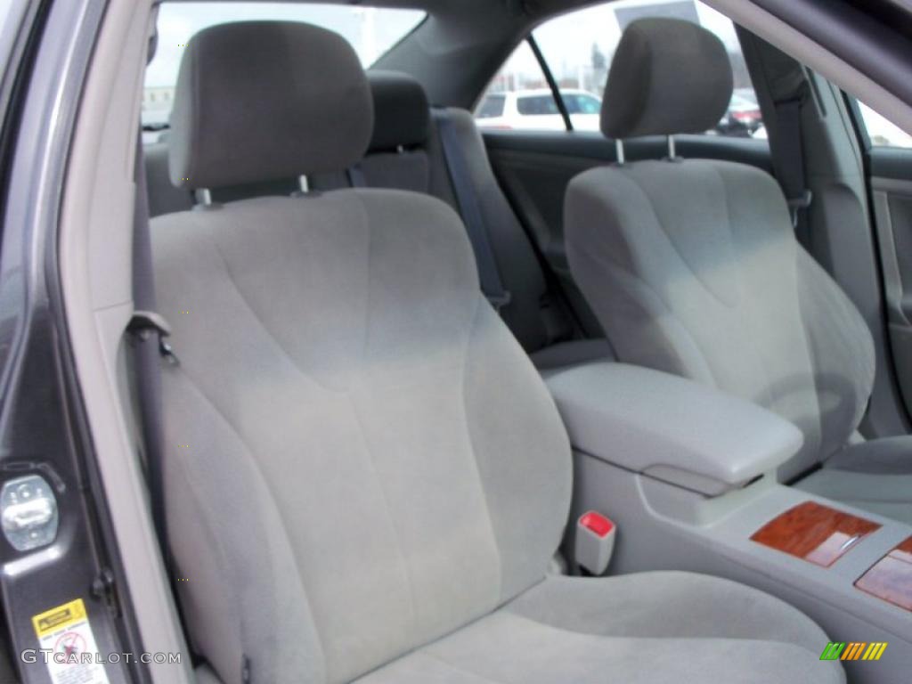 2009 Camry XLE - Magnetic Gray Metallic / Ash photo #15