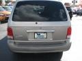 2002 Silky Beige Kia Sedona EX  photo #8