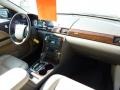 Black Clearcoat - Taurus Limited AWD Photo No. 17