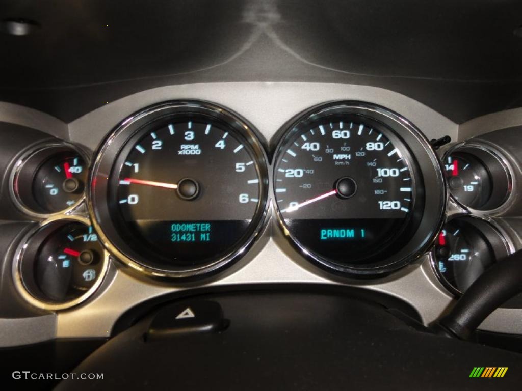 2007 Chevrolet Silverado 2500HD LT Crew Cab 4x4 Gauges Photo #46132207