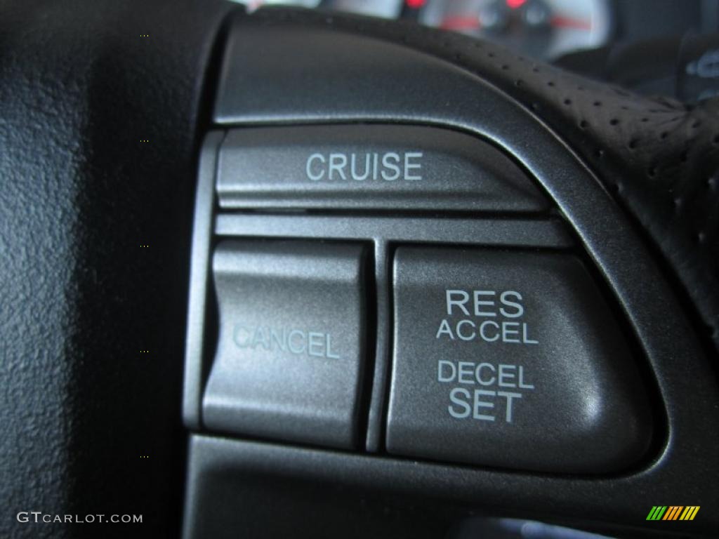2010 Honda Pilot Touring 4WD Controls Photo #46133203