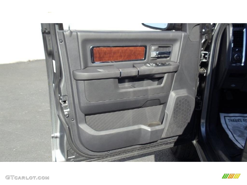2009 Ram 1500 Laramie Quad Cab 4x4 - Mineral Gray Metallic / Dark Slate Gray photo #19