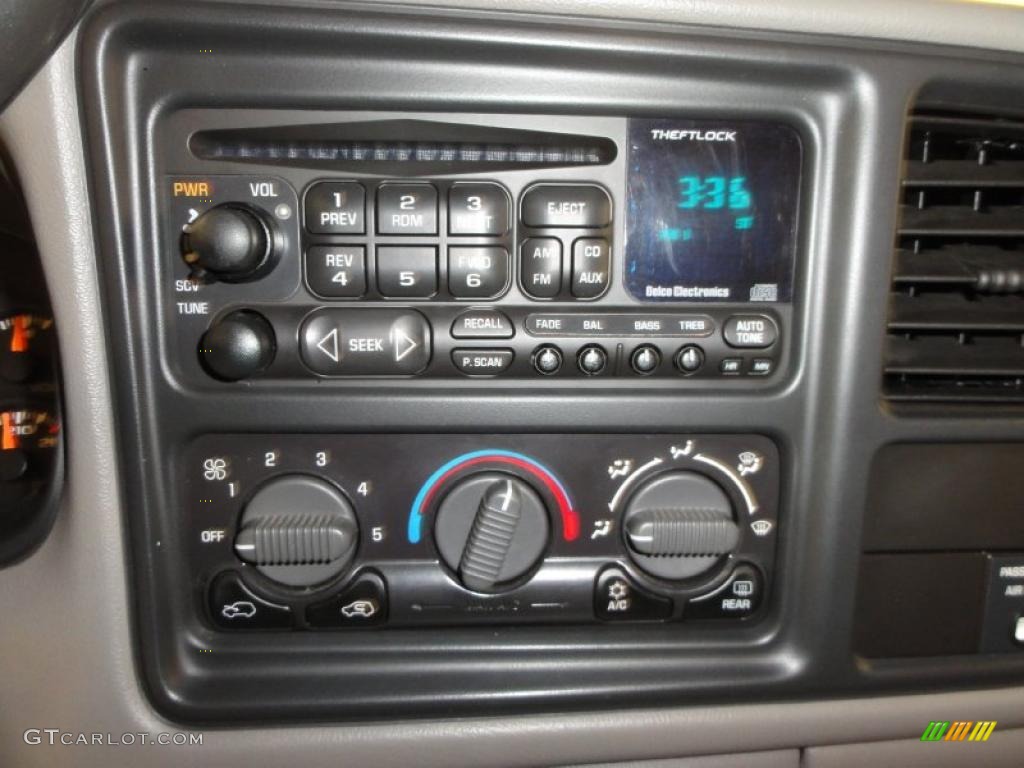 2001 GMC Sierra 1500 SLT Extended Cab 4x4 Controls Photo #46134001