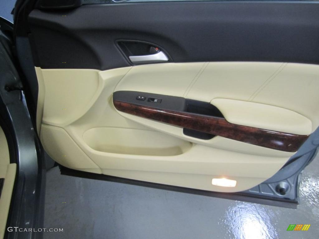 2010 Honda Accord Crosstour EX-L 4WD Ivory Door Panel Photo #46134346