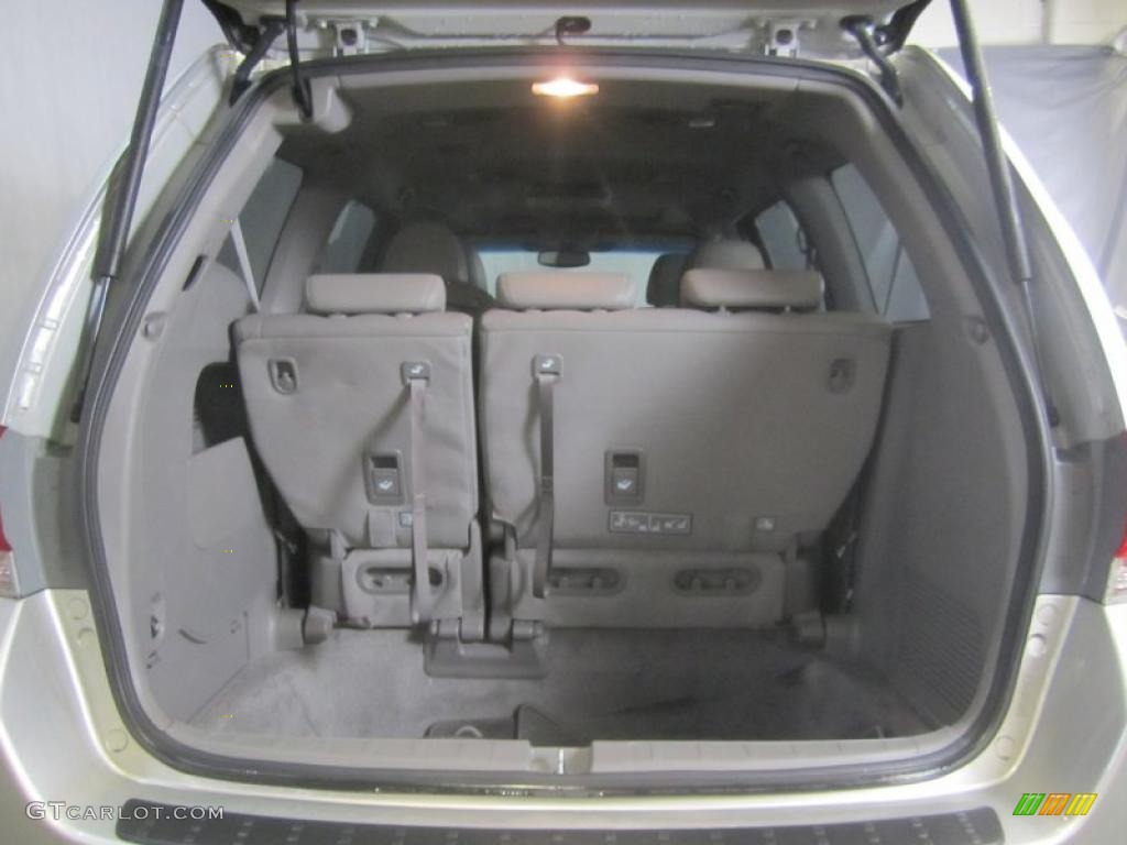 2009 Honda Odyssey Touring Trunk Photo #46135090