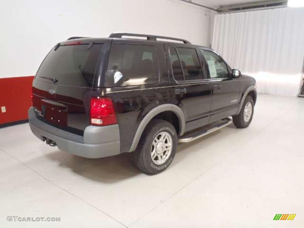 2002 Explorer XLS 4x4 - Black Clearcoat / Medium Parchment photo #4