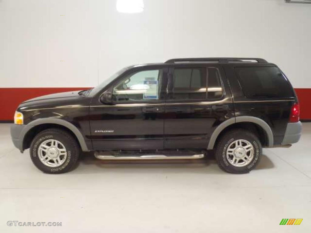 2002 Explorer XLS 4x4 - Black Clearcoat / Medium Parchment photo #7