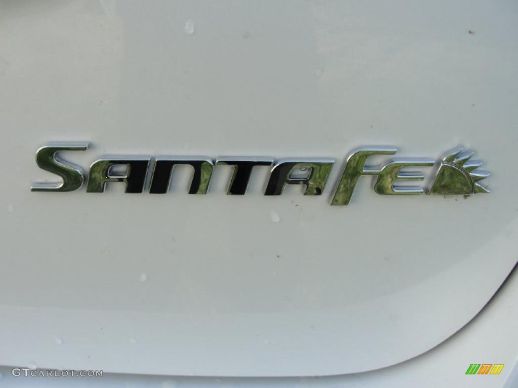 2011 Hyundai Santa Fe SE Marks and Logos Photo #46137685