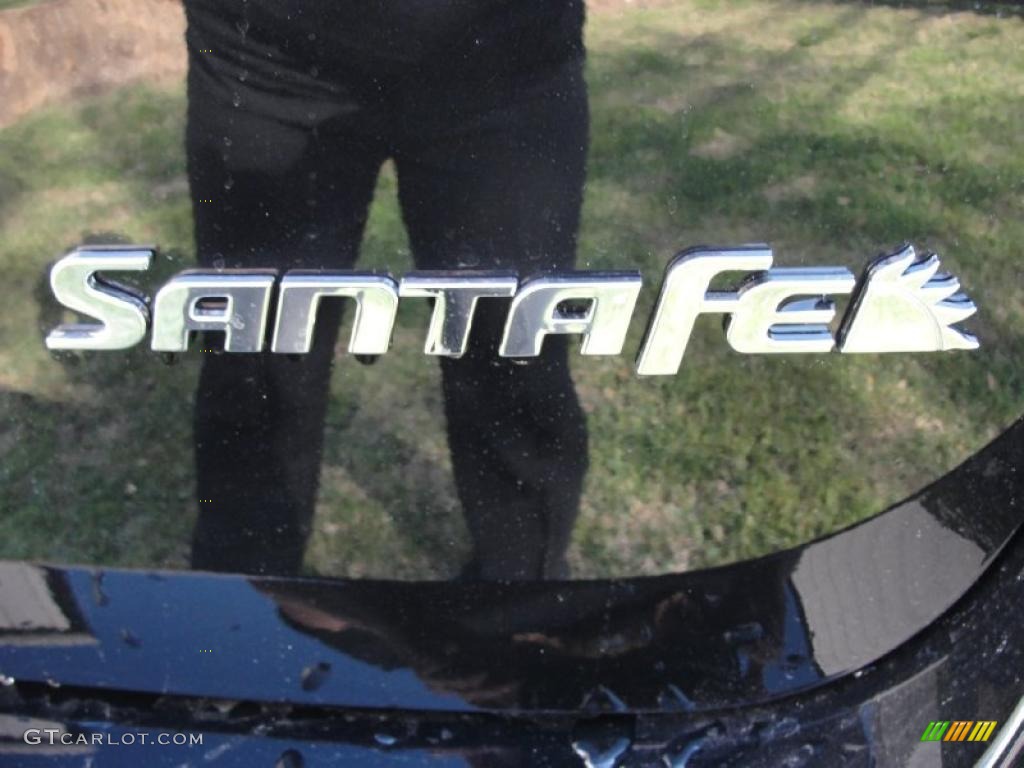 2011 Hyundai Santa Fe SE Marks and Logos Photo #46138000