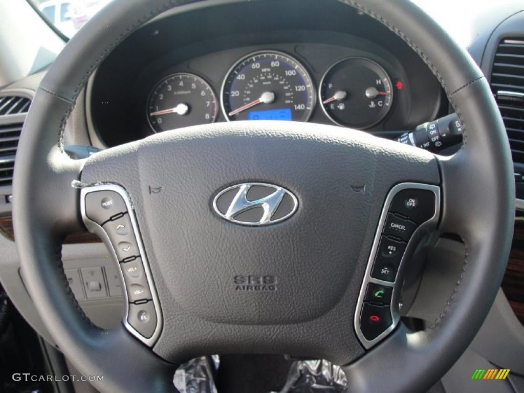 2011 Hyundai Santa Fe SE Controls Photo #46138078