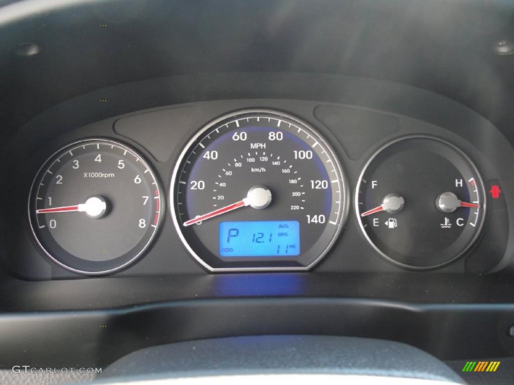2011 Hyundai Santa Fe SE Gauges Photo #46138084