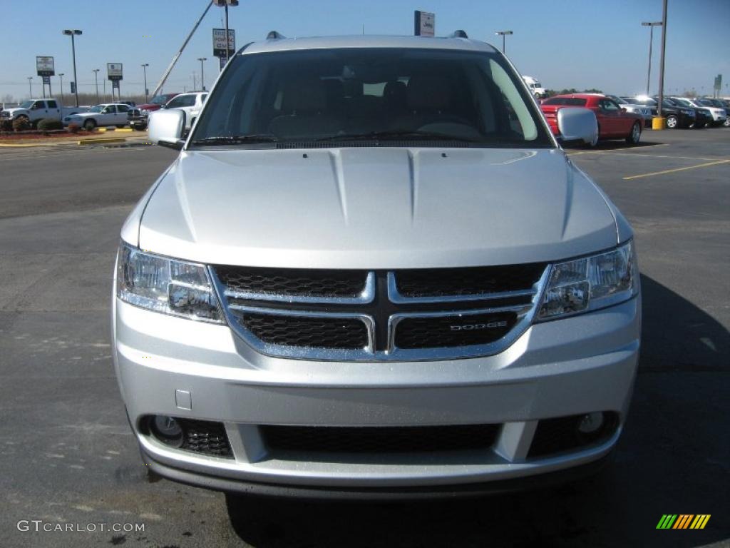 Bright Silver Metallic 2011 Dodge Journey Lux Exterior Photo #46138276