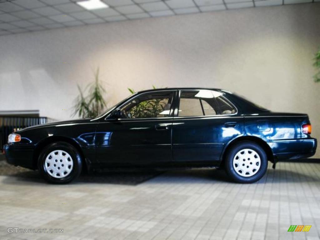 1995 Camry LE Sedan - Dark Emerald Green Metallic / Beige photo #5