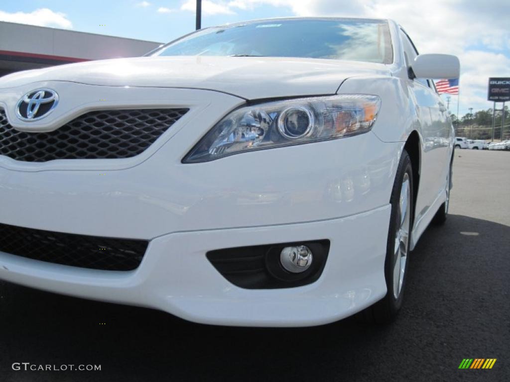 Super White 2011 Toyota Camry SE Exterior Photo #46139110