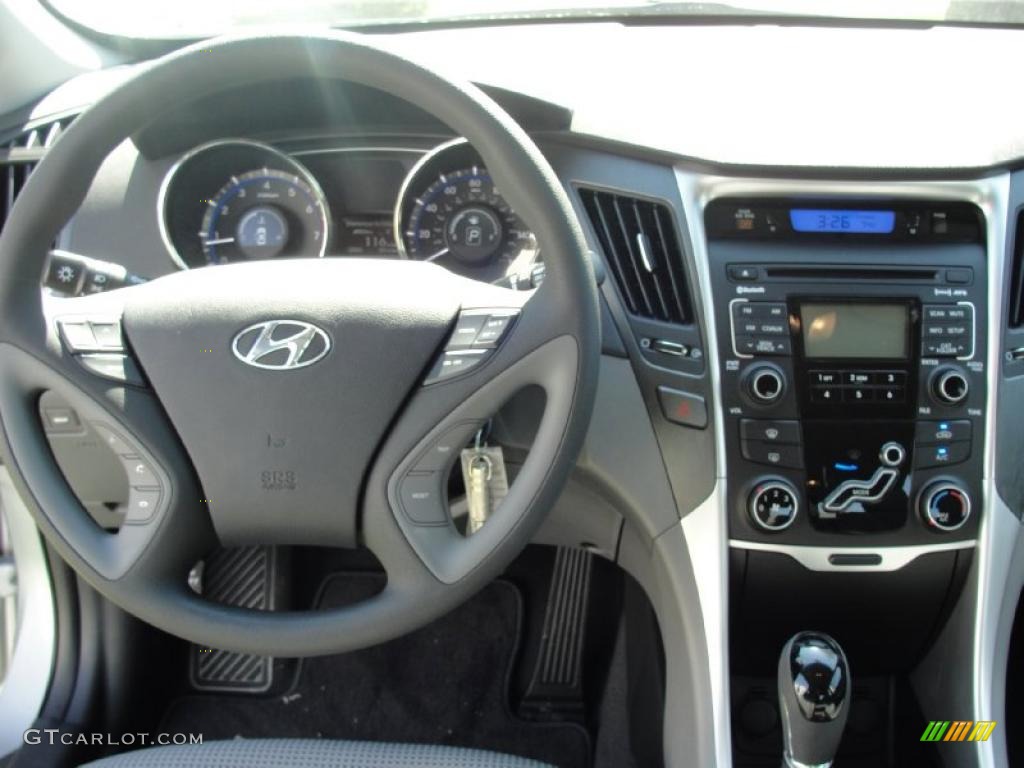 2011 Sonata GLS - Radiant Silver / Gray photo #25