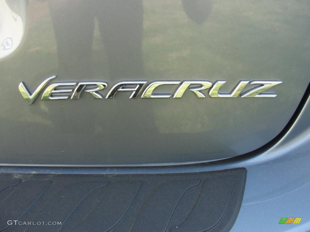 2011 Hyundai Veracruz GLS Marks and Logos Photos