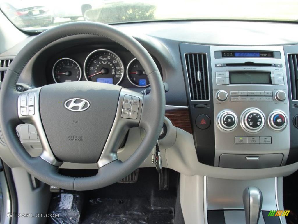 2011 Hyundai Veracruz GLS Dashboard Photos