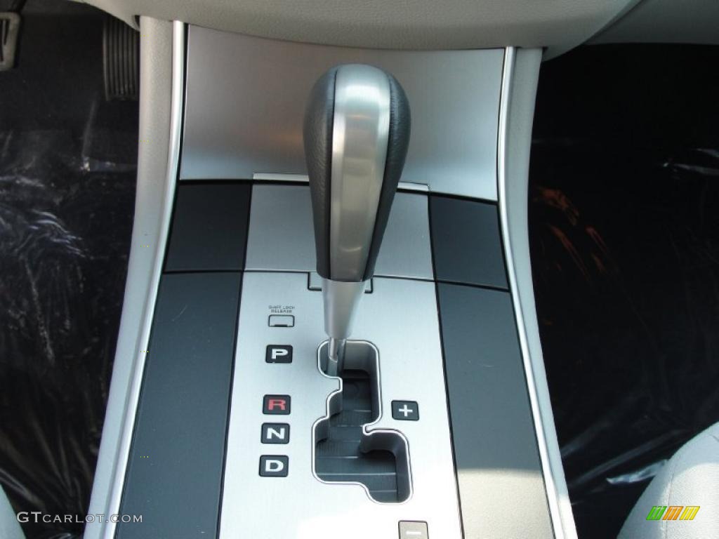 2011 Hyundai Veracruz GLS 6 Speed Shiftronic Automatic Transmission Photo #46141798