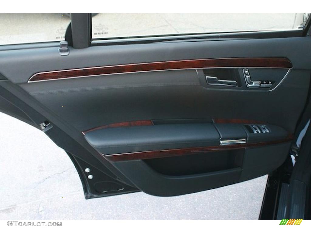2007 Mercedes-Benz S 600 Sedan Black Door Panel Photo #46142083
