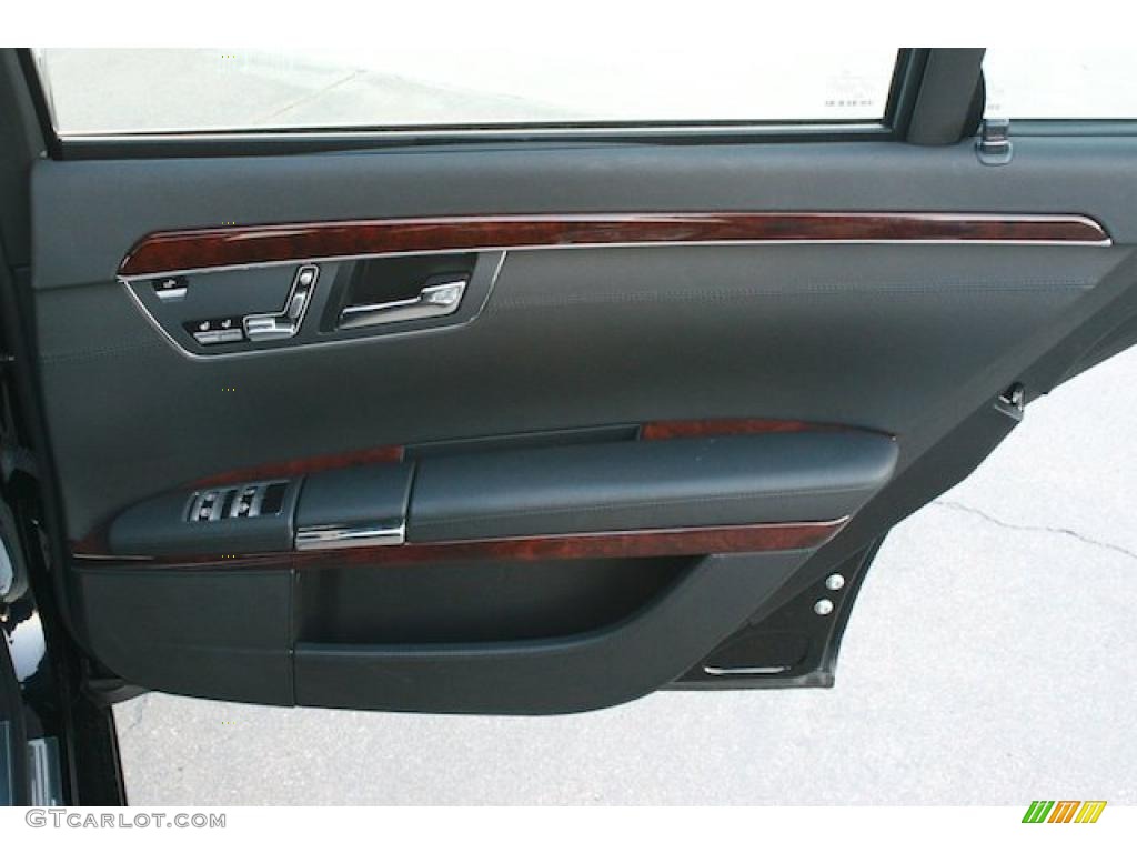 2007 Mercedes-Benz S 600 Sedan Black Door Panel Photo #46142092