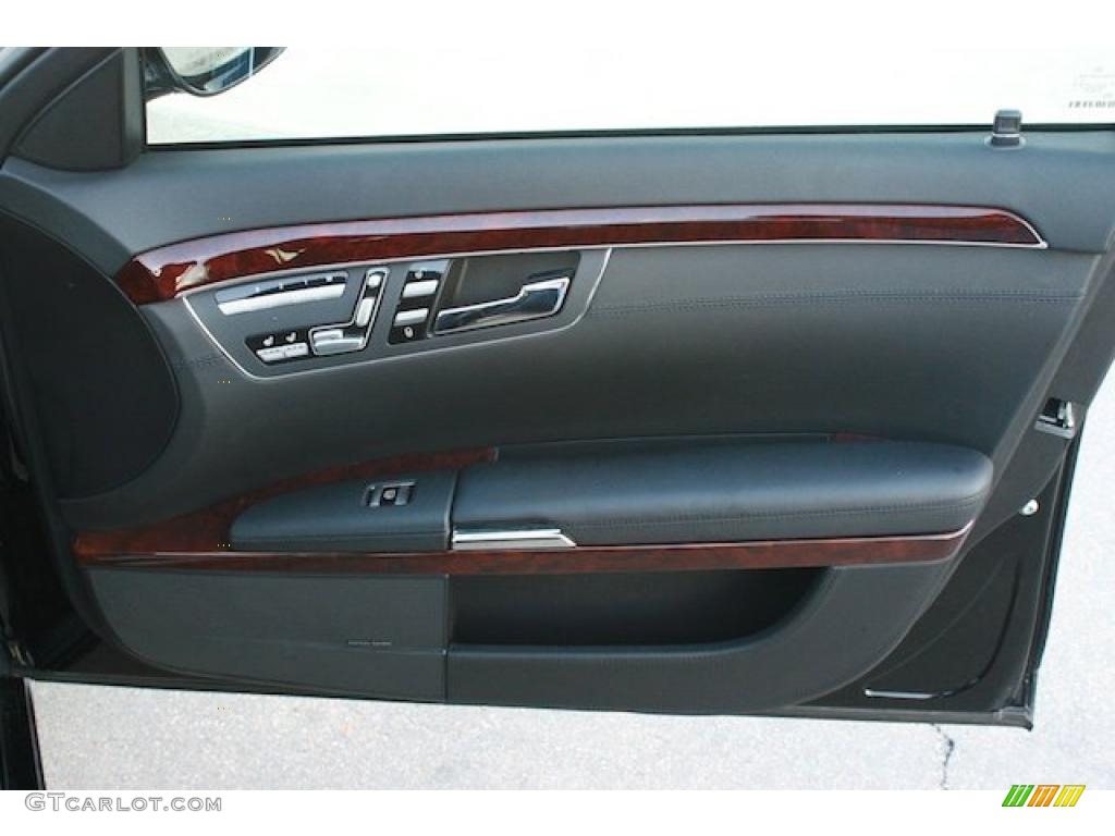 2007 Mercedes-Benz S 600 Sedan Black Door Panel Photo #46142104
