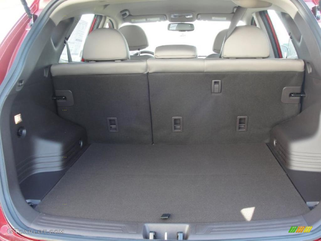 2011 Hyundai Tucson GL Trunk Photo #46142107